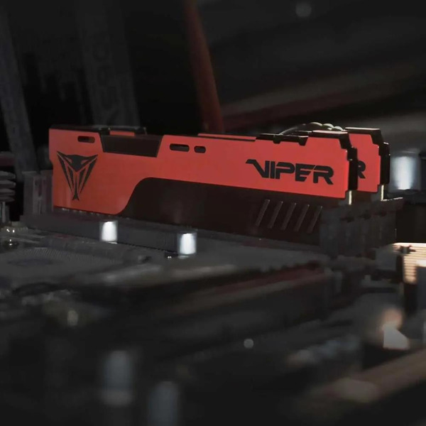 Оперативная память Patriot Viper Elite II 16GB PC4-25600 PVE2416G320C8