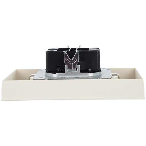 Розетка IEK Brite РСш12-3-БрКр