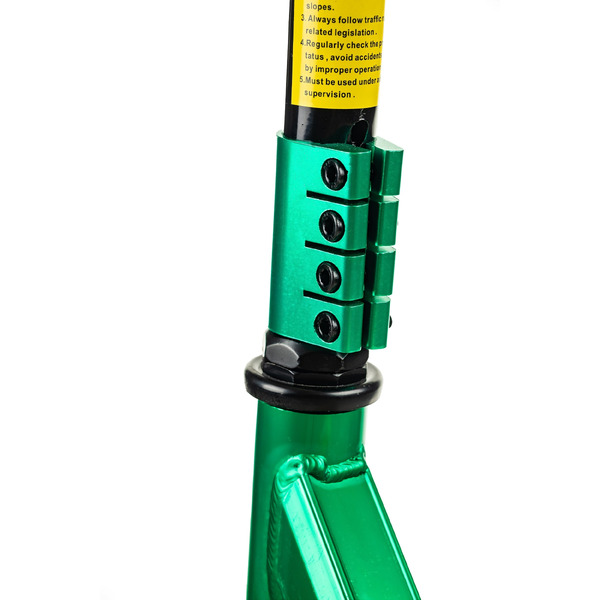 Самокат трюковый Ricos Fury JL-302A (черный/зеленый)