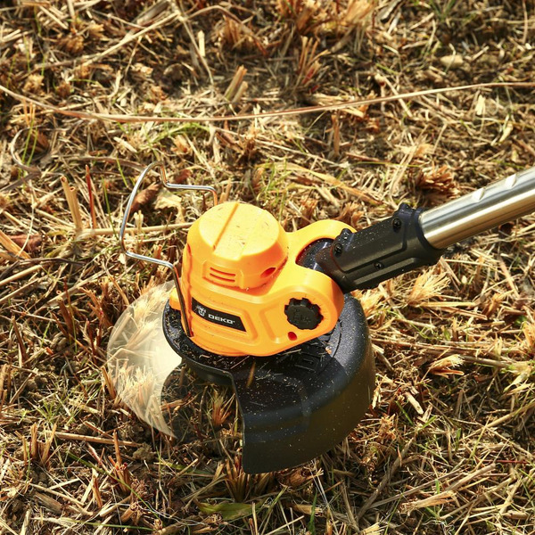 Триммер Deko DKTR21 (063-4231) с АКБ и ЗУ