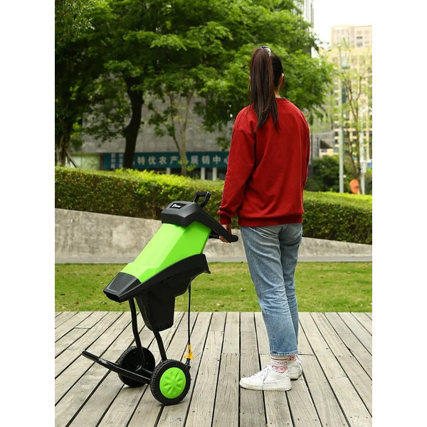 Садовый измельчитель Deko DKSH2800 (063-4300)