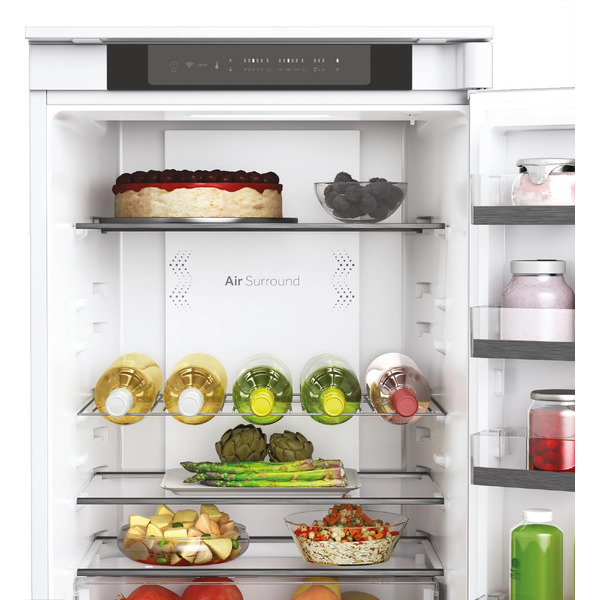 Встраиваемый холодильник Haier HBW5518ERU