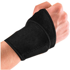 Суппорт запястья Torres PRL6003R (правый, черный)