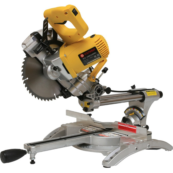 Торцовочная пила Калибр Мастер ПТЭ-1500/210ПРм