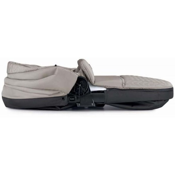 Универсальная коляска CAM Next Evo (3 в 1, бежевый-черный/черная рама)