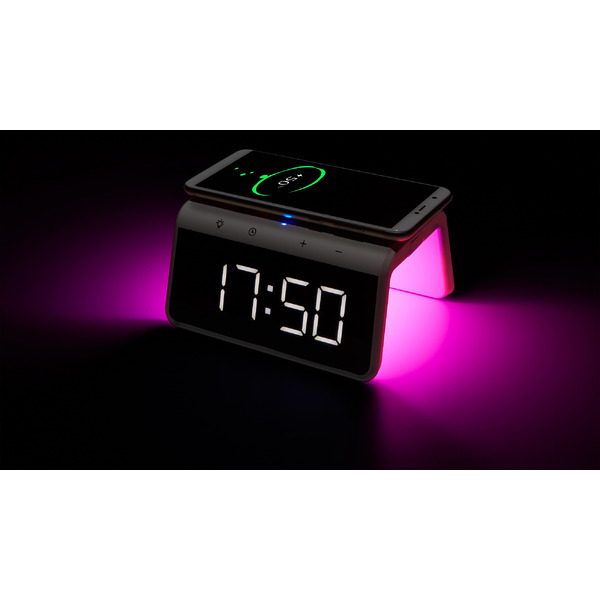 Часы-будильник с быстрой беспроводной зарядкой и ночником EVOLUTION QWC-102 (черный)