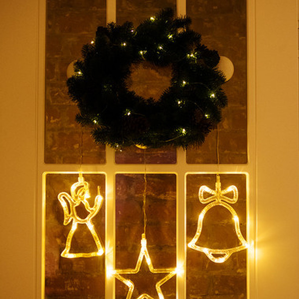 Еловый венок Neon-Night 307-144 (с шишками)