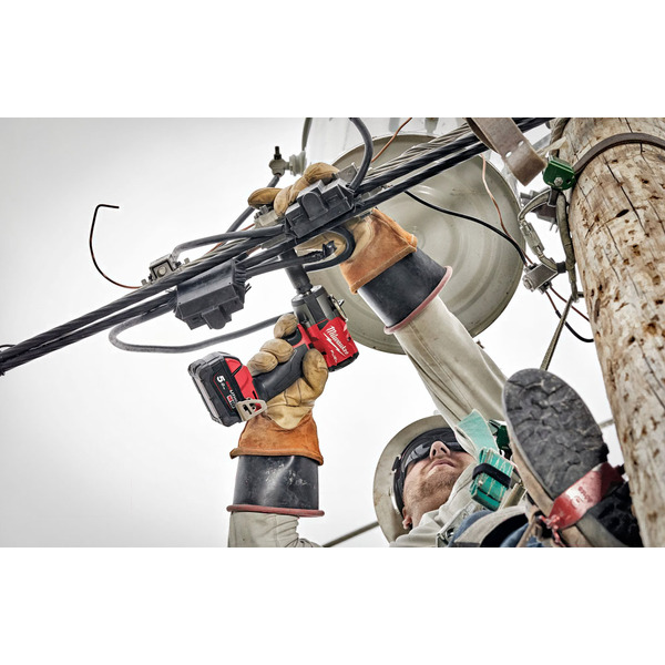 Гайковерт Milwaukee M18 FUEL M18FMTIW2F38-0X 4933479153 (без АКБ, кейс)