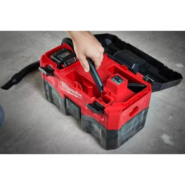 Пылесос Milwaukee M18 VC2 (без АКБ и ЗУ)