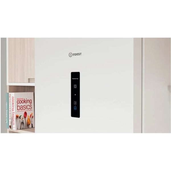 Холодильник Indesit ITR 5200 W