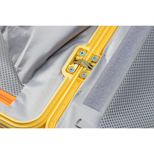 Чемодан DoubleW 005# (M, желтый)