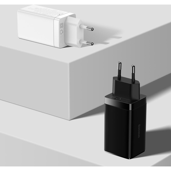 Сетевое зарядное устройство Baseus GaN3 Pro Fast Charger 2C+U 65W CCGP050102 White