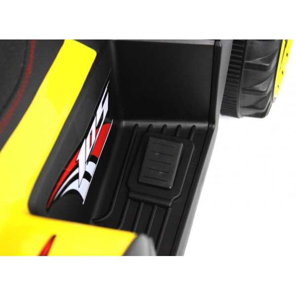 Детский электроквадроцикл RiverToys K004PX (Желтый)