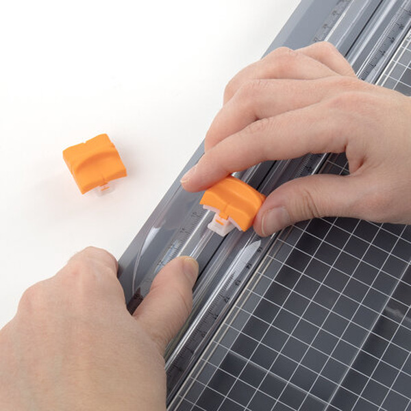 Резак роликовый BRAUBERG SPECIAL 532329