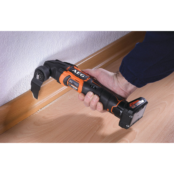 Многофункциональный инструмент AEG Powertools BMT12C (4935464030 без АКБ и ЗУ)