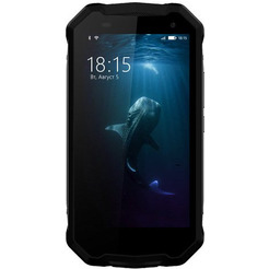 Смартфон BQ-Mobile Shark Черный (BQ-5033)