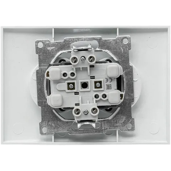 Розетка EKF Валенсия 2-местная (10А, белый)