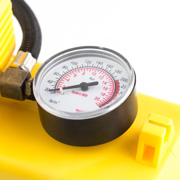 Автомобильный компрессор Kolner KCO 12/19 (кн12-19ксо)