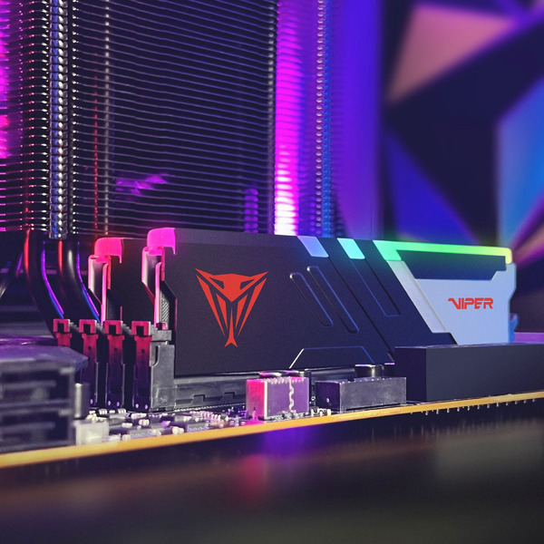 Оперативная память Patriot Viper Venom RGB 2x16ГБ DDR5 7400МГц PVVR532G740C36K