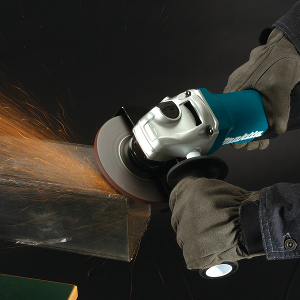 Угловая шлифмашина Makita GA5050R