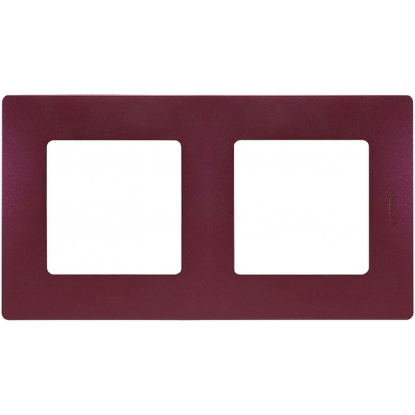 Рамка Legrand Etika 672562-00.00-00.00-00.01