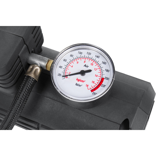 Автомобильный компрессор StarWind CC-120