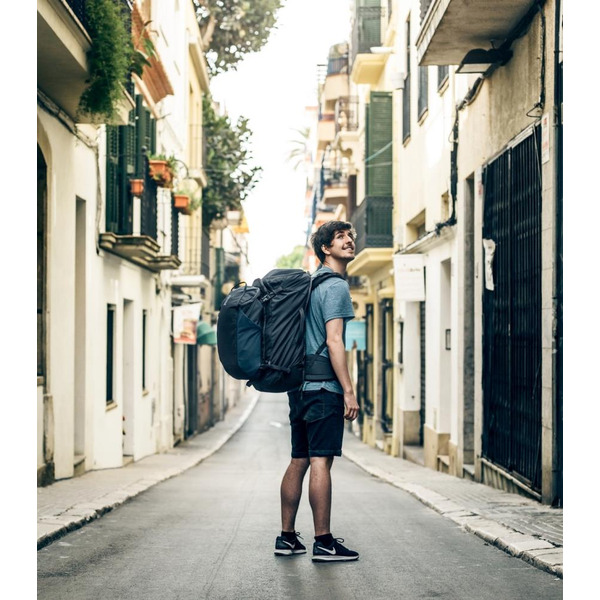 Рюкзак для багажа Thule Landmark Travel Pack 70L TLPM270DB (синий)