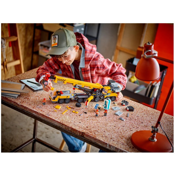 Конструктор LEGO City 60409 Желтый мобильный строительный кран