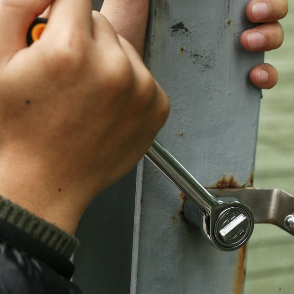 Универсальный набор инструментов Deko DKMT74 (065-0735)