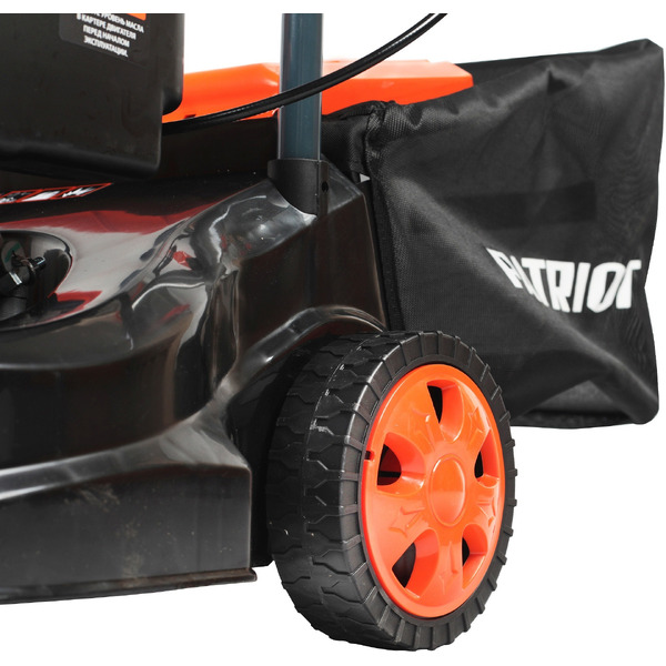 Газонокосилка бензиновая Patriot PT 40