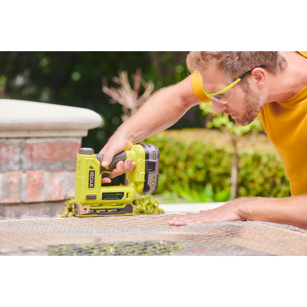Степлер Ryobi R18ST50-0 (5133004496) без АКБ и ЗУ