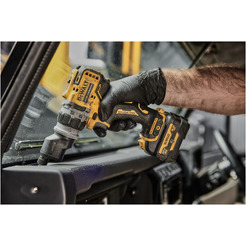 Дрель-шуруповерт DeWalt DCD703NT (без АКБ, кейс, набор патронов)