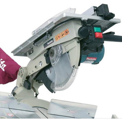 Профессиональная торцовочная пила MAKITA LH1040F