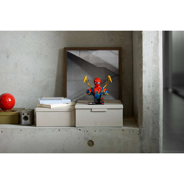 Конструктор Lego Marvel Super Heroes Бюст Железного Человека-Паука 76326