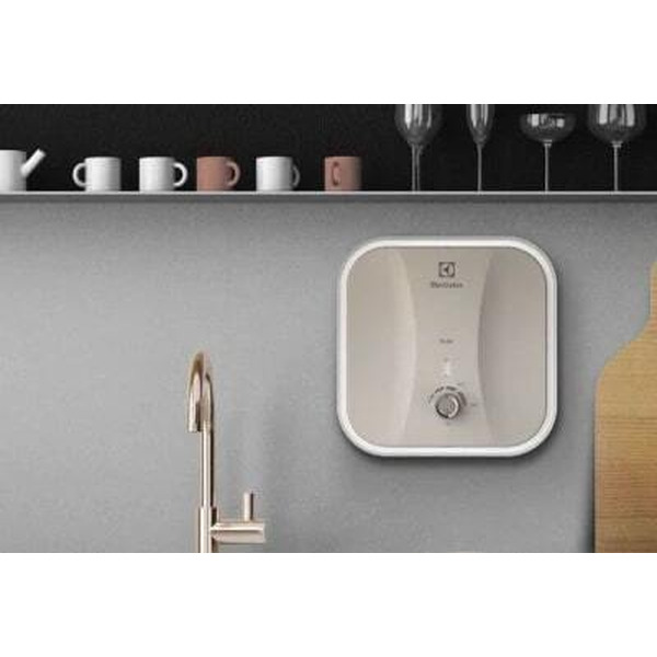 Водонагреватель Electrolux EWH 15 Q-bic O