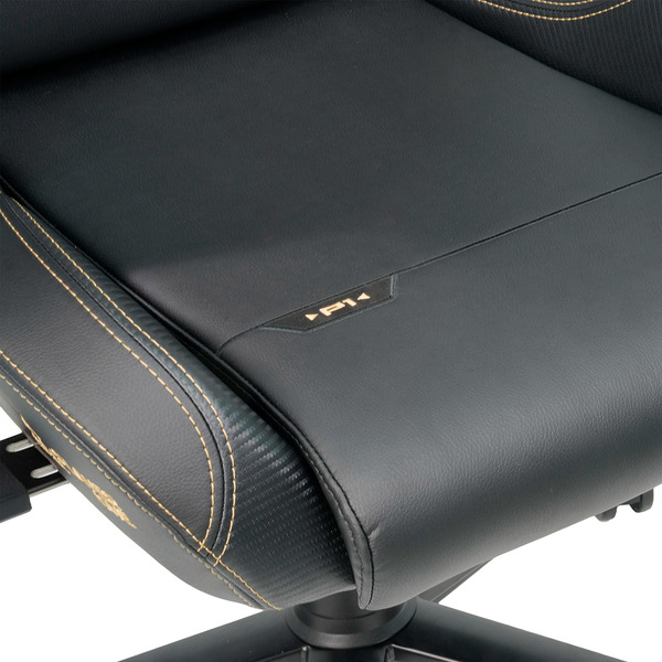 Кресло компьютерное EVOLUTION Player One X-BASE