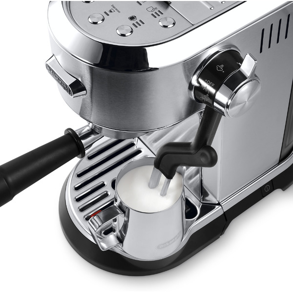Кофеварка DeLonghi EC950.M