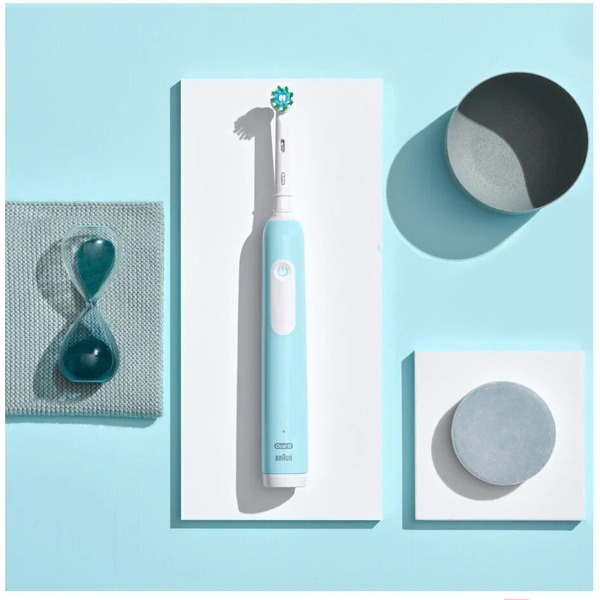 Электрическая зубная щетка Oral-B Pro Series 1 500 D305.513.3