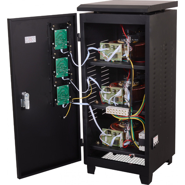 Стабилизатор напряжения Ресанта ACH-9000/3-ЭМ