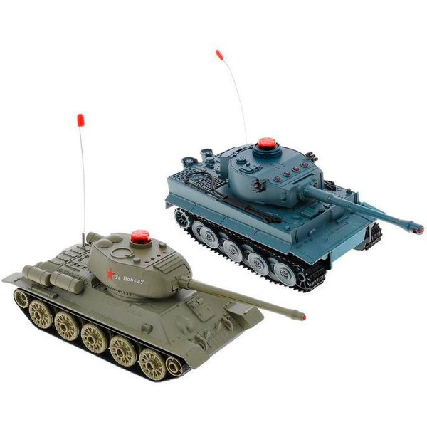 Радиоуправляемый танковый бой HQ 555