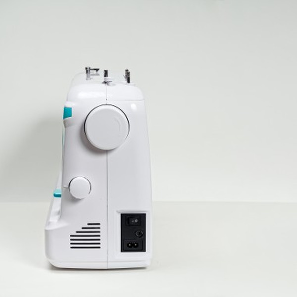 Швейная машина JANETE 2100AT (Green 3262C)