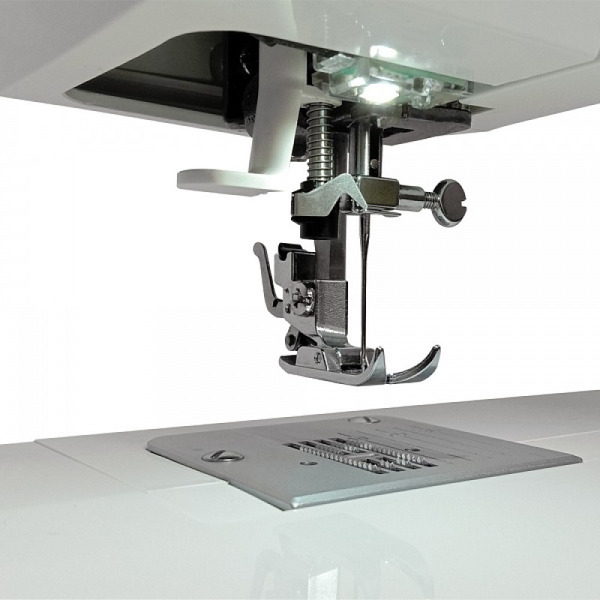 Швейная машина Leader Lavender