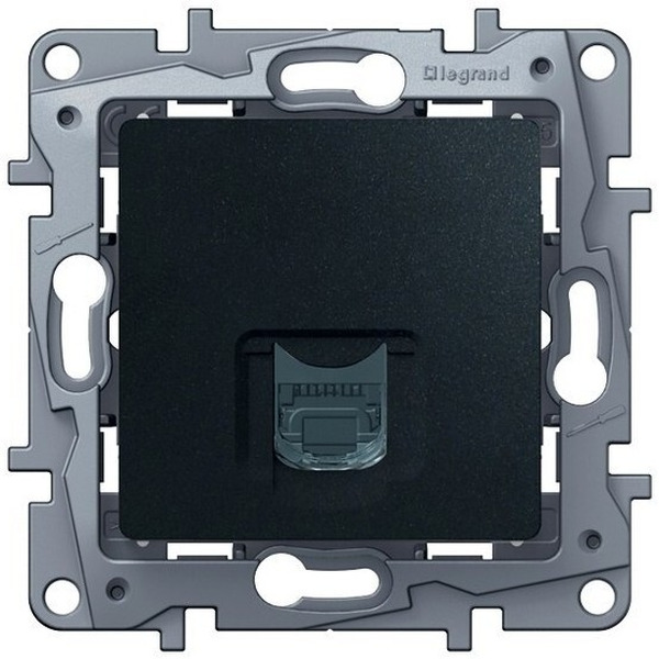 Розетка Legrand Etika 672641