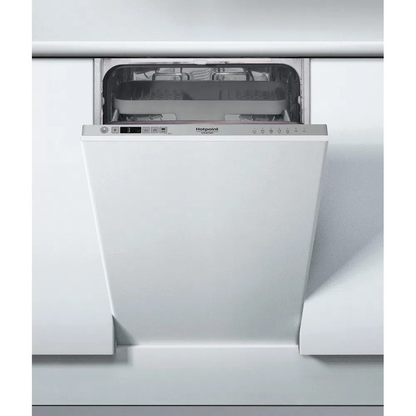 Посудомоечная машина Hotpoint-Ariston HSCIC 3M19 C RU