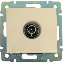 Розетка Daccord (Legrand) 695617