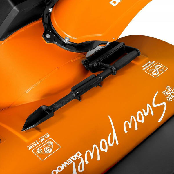 Снегоуборщик Daewoo Power DAST 1590