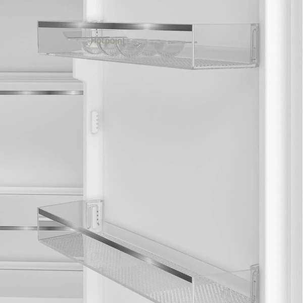 Встраиваемый холодильник HOTPOINT HBT 20I