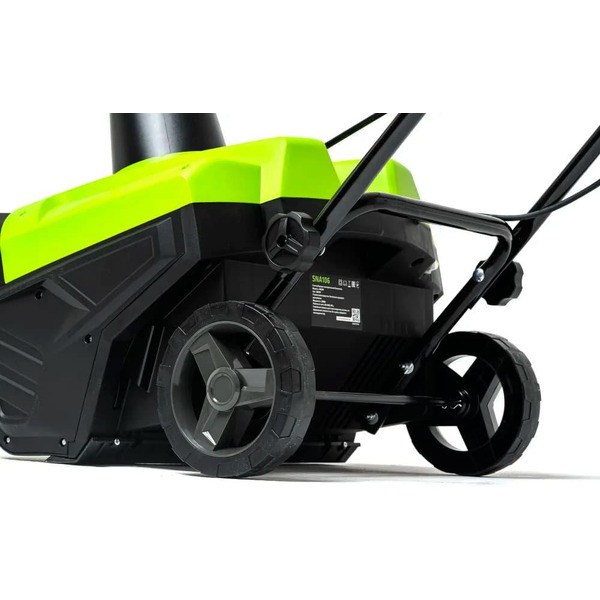 Снегоуборщик Greenworks SN2300