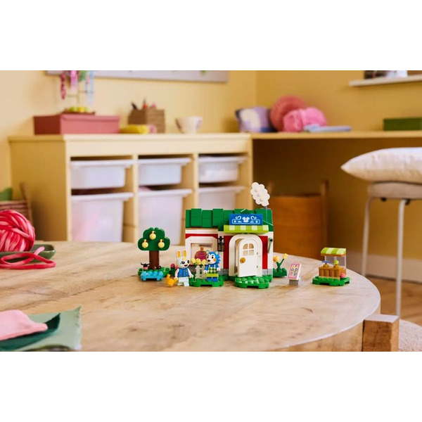 Конструктор Lego Animal Crossing Магазин одежды сестер Эбл 77055
