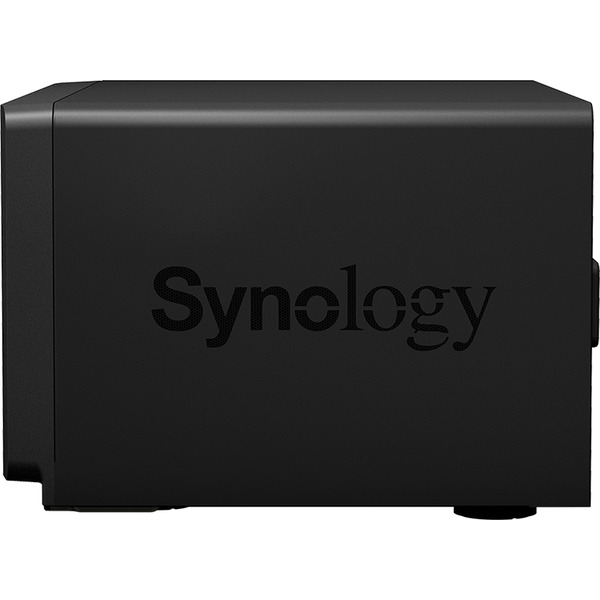 Сетевой накопитель данных Synology RS1221RP+